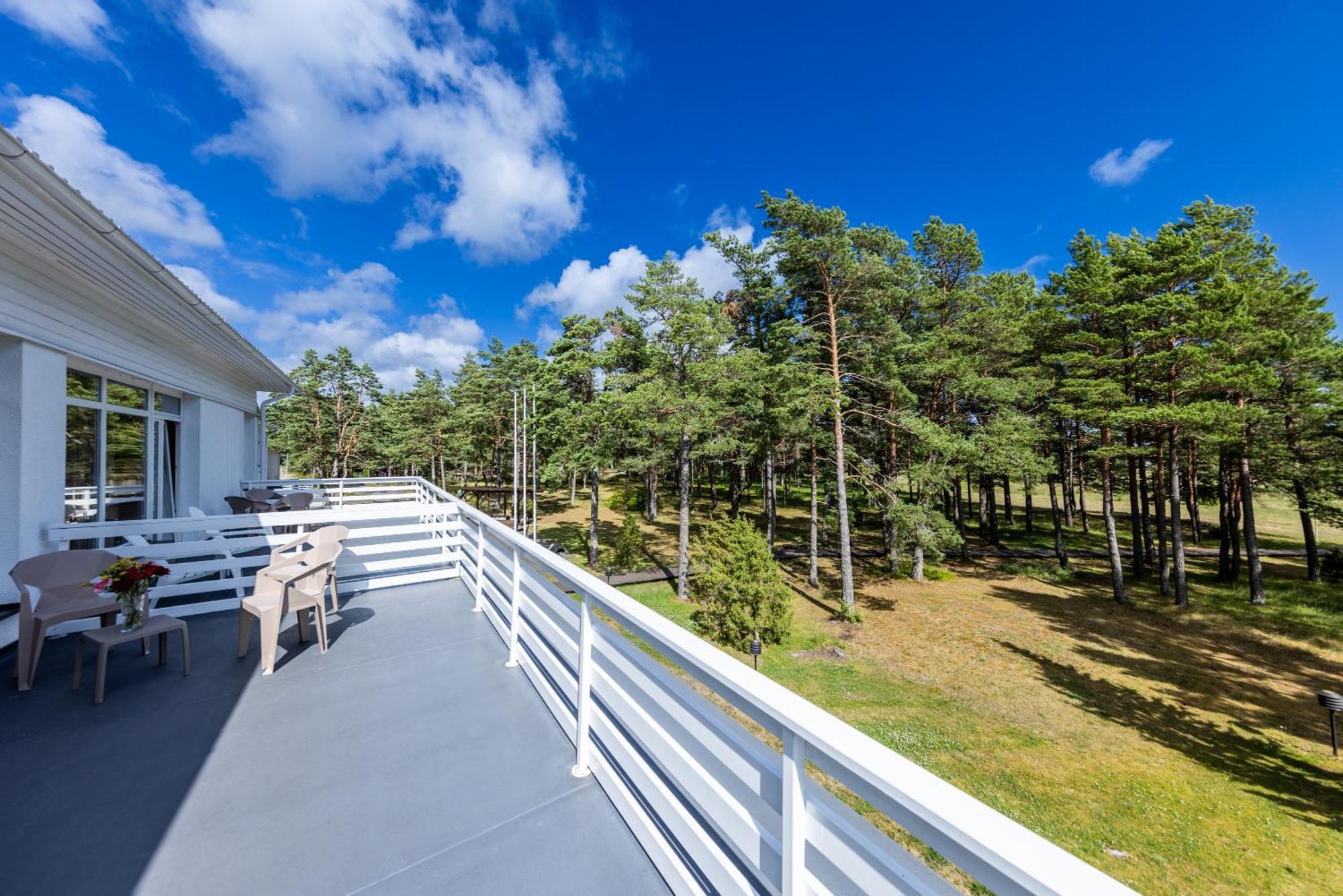 Saaremaa Rannahotell ' Beach Hotel Mandjala Exterior photo
