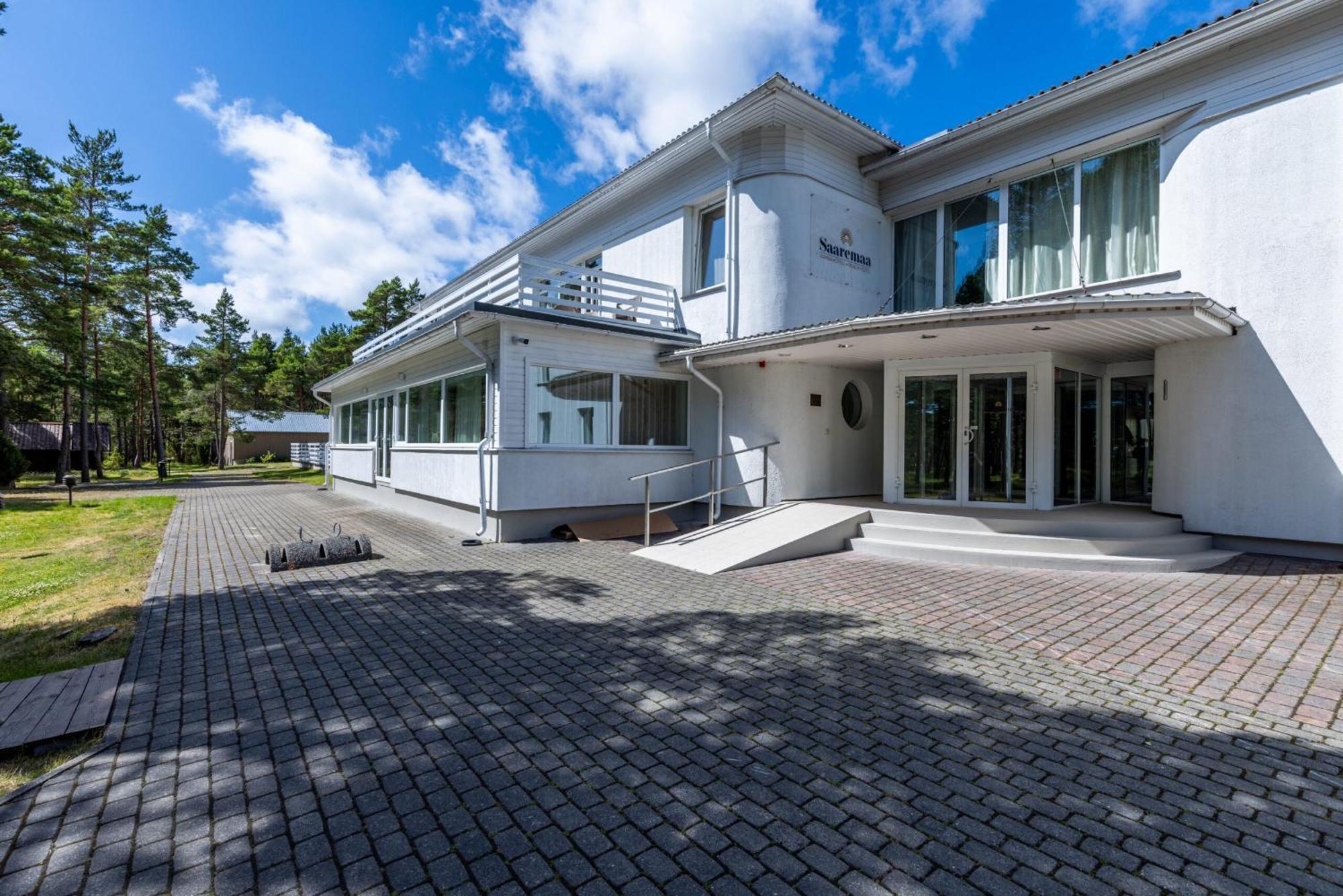 Saaremaa Rannahotell ' Beach Hotel Mandjala Exterior photo