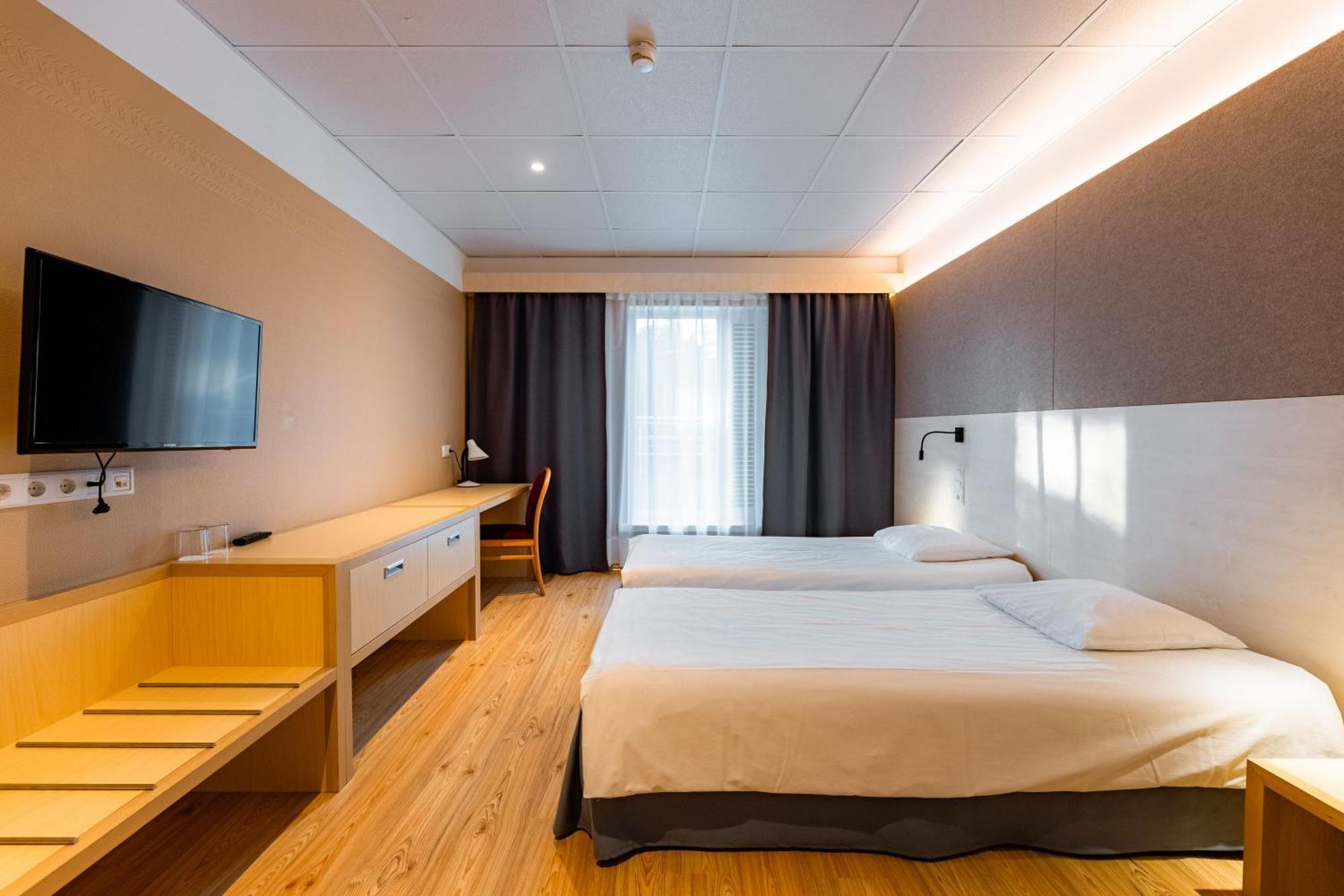 Saaremaa Rannahotell ' Beach Hotel Mandjala Exterior photo