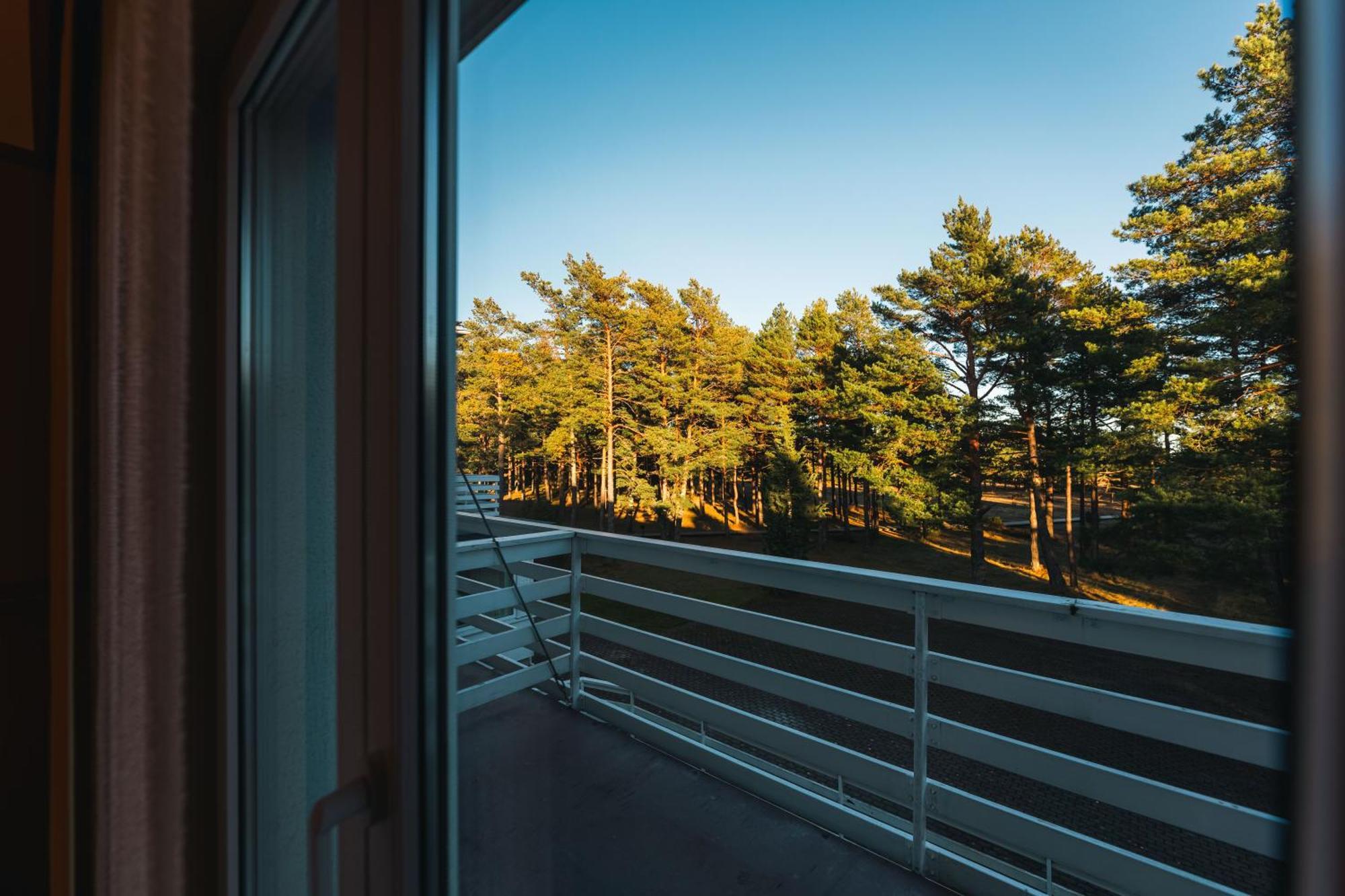 Saaremaa Rannahotell ' Beach Hotel Mandjala Exterior photo