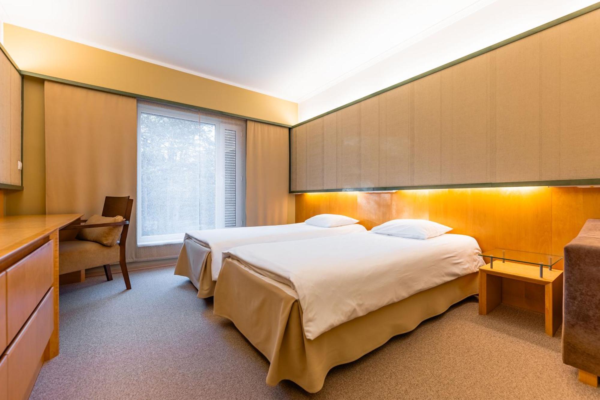 Saaremaa Rannahotell ' Beach Hotel Mandjala Exterior photo