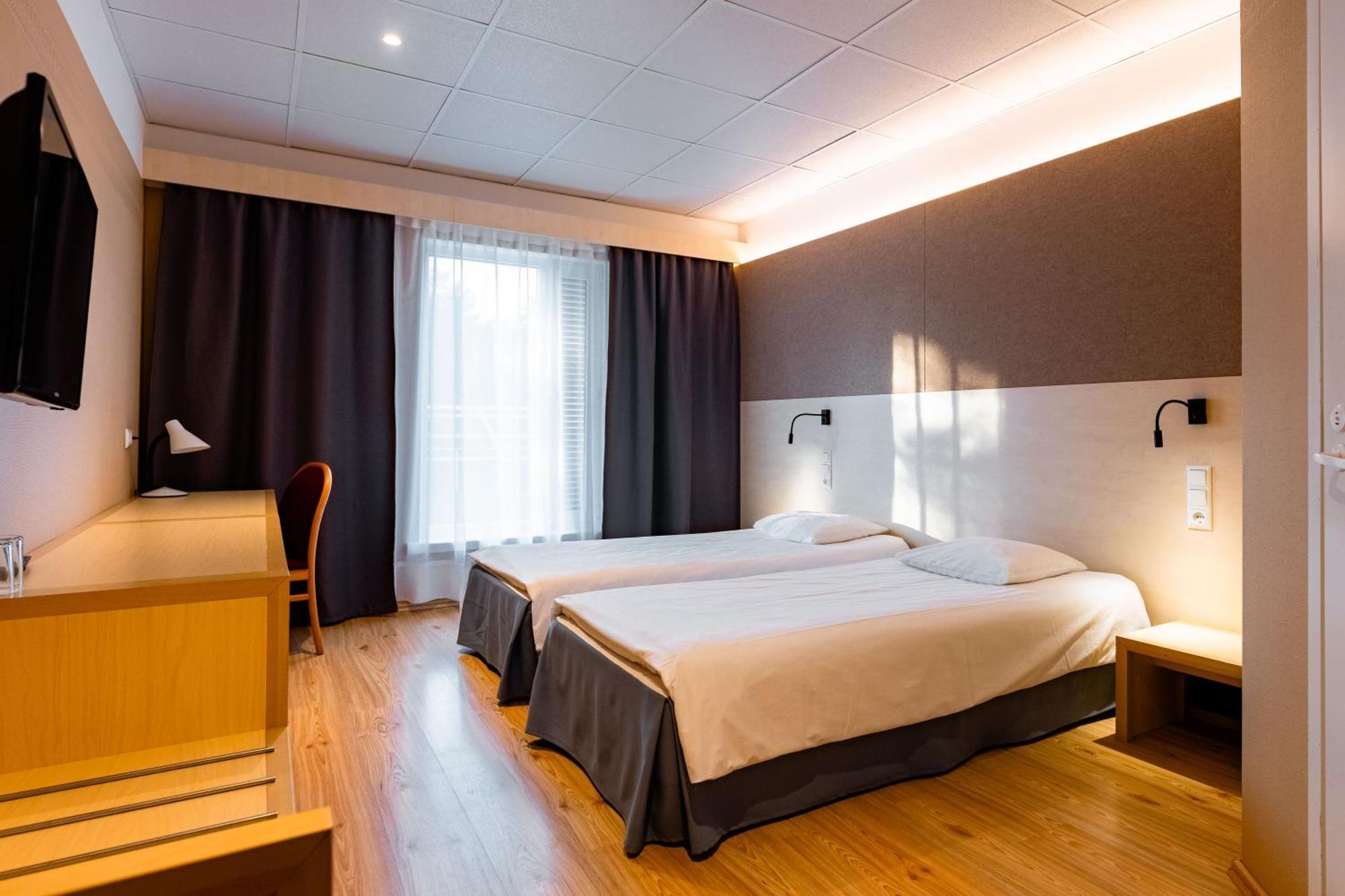 Saaremaa Rannahotell ' Beach Hotel Mandjala Exterior photo
